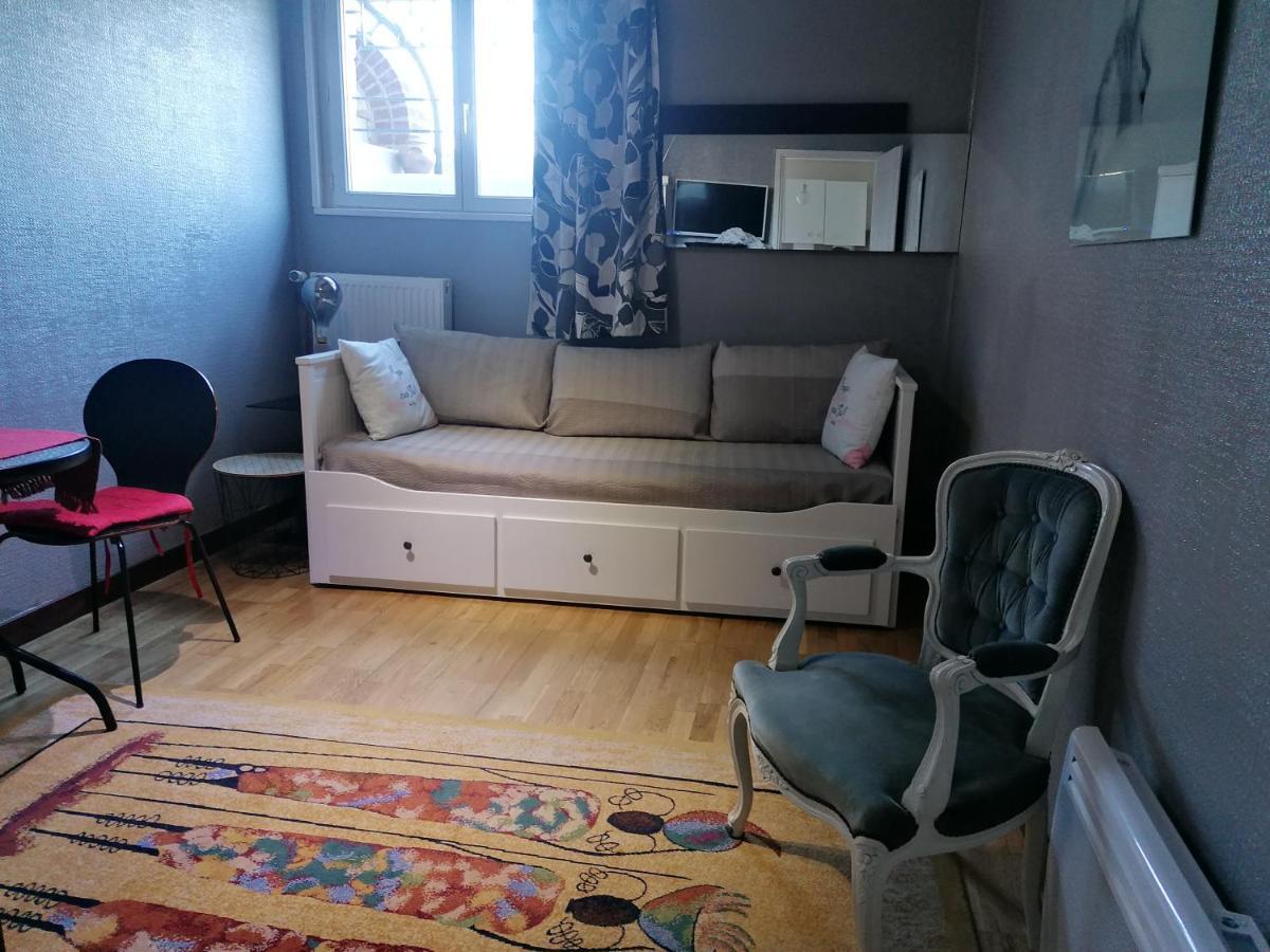 Charmant Appartement 10Mn Rouen Franqueville-Saint-Pierre Kültér fotó